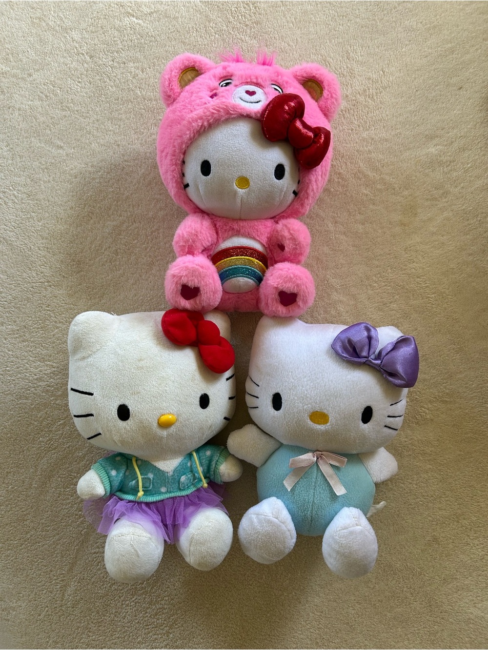 Sanrio Hello Kitty Plush Bundle